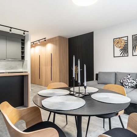 Park Slaski Modern Studio Катовице Екстериор снимка