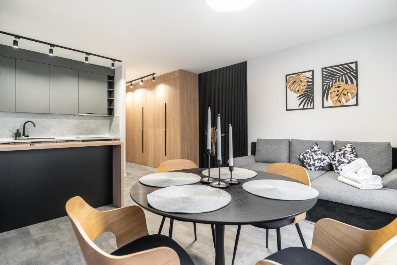 Park Slaski Modern Studio Катовице Екстериор снимка